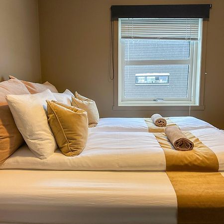 For Groups & Families - Free Parking & Near Attractions Apartman Tromsø Kültér fotó
